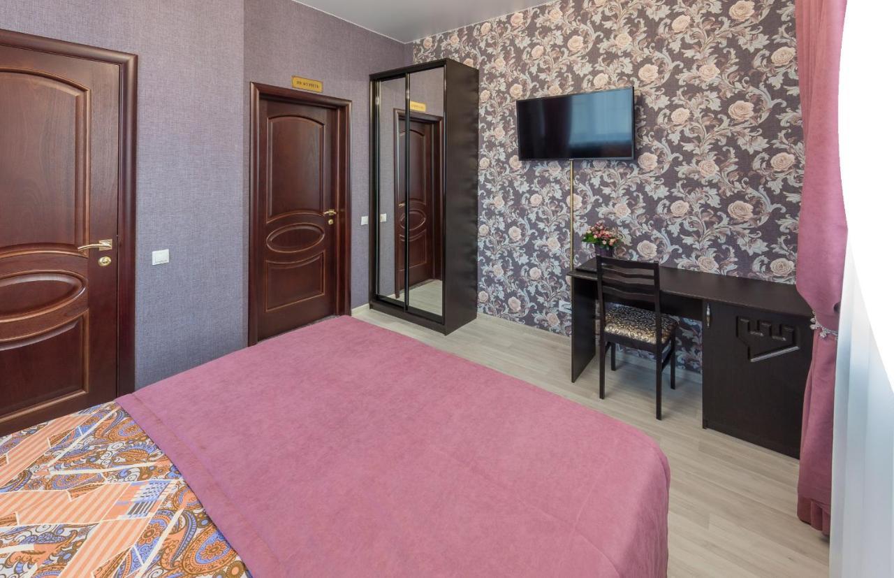 Tverskiye Zamki Hotel Екстериор снимка